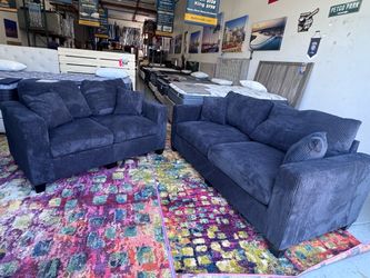 NEW Sofa and Love Seat Black Great Quality