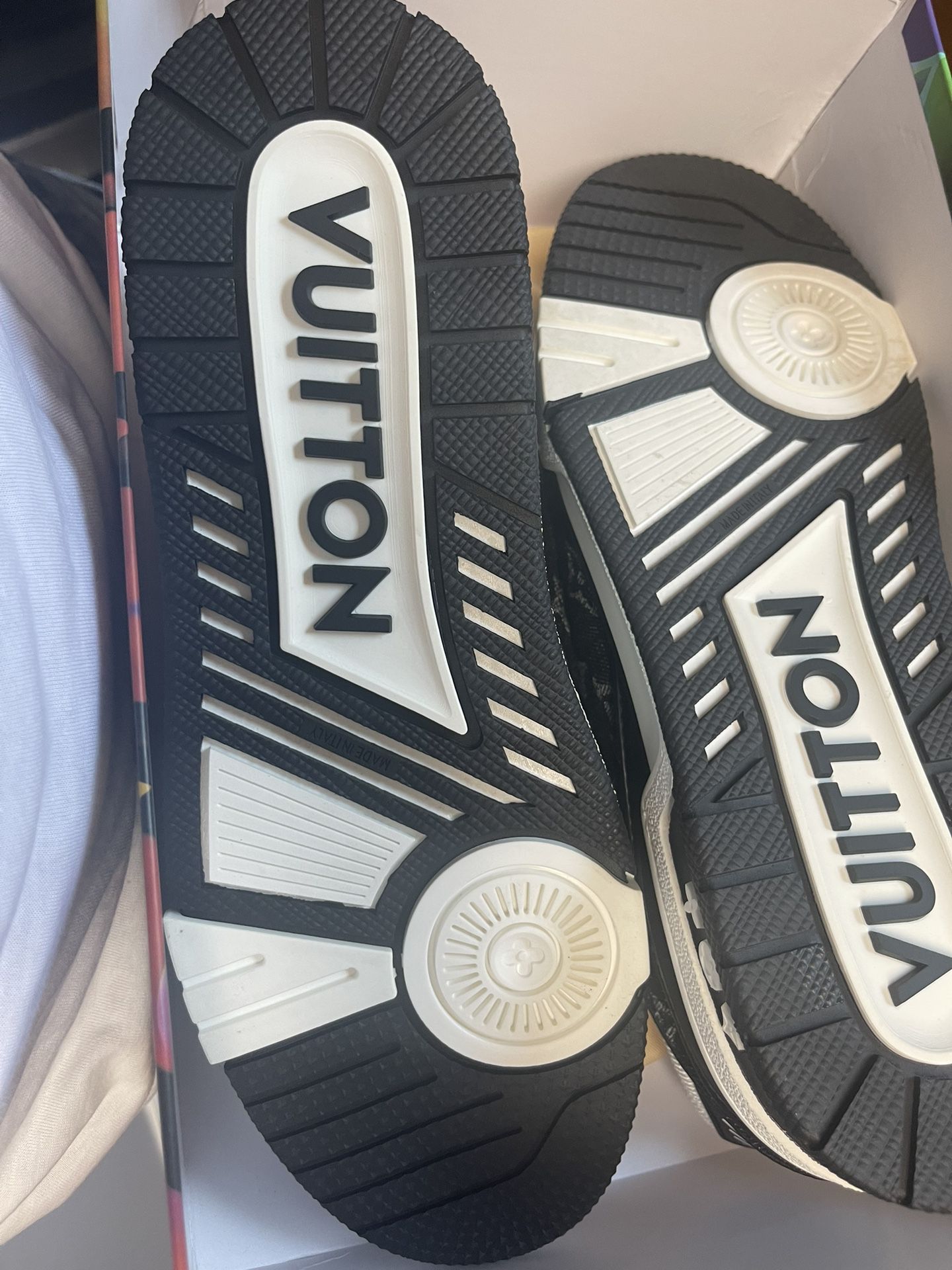 Men's Louis Vuitton Sneakers 12 for Sale in Philadelphia, PA - OfferUp