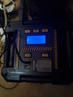 CAT 1750 4 n 1 power station/jump start 80 Price Drop 65 Firm no less see pictures for details specs