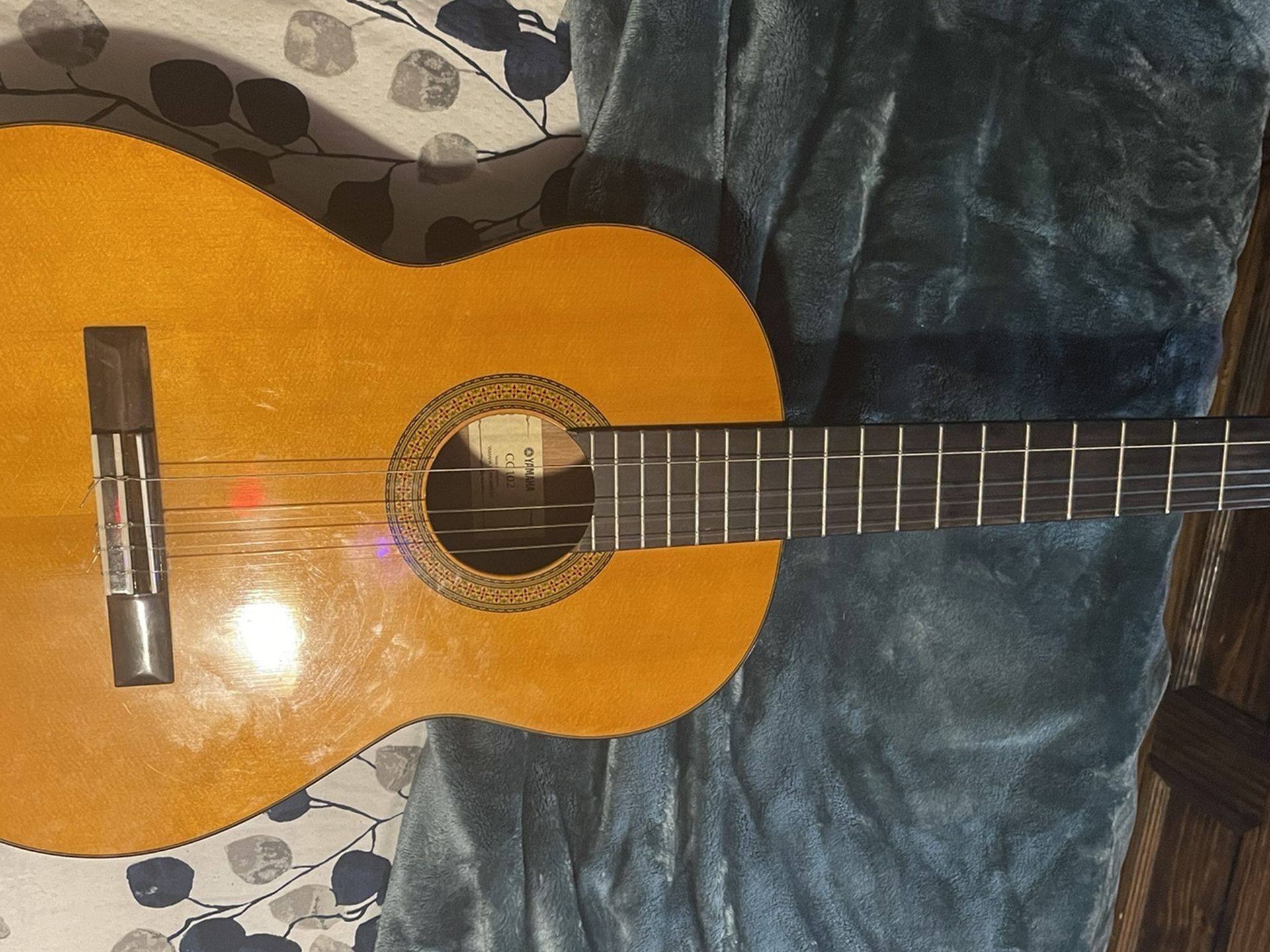 Yamaha CG102 Acoustic Guitar