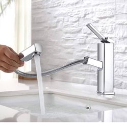 Bathroom Sink Faucet with Pull Out Sprayer, Single Handle 