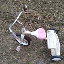 Tricycle 