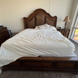 Solid Wood With Leather King Bedroom Set 