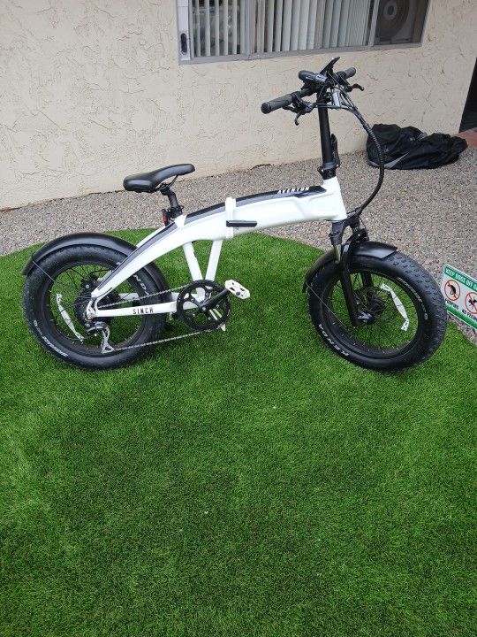 Aventon Sinch 500 Watt Folding E- Bike