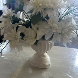 Two Fake Flowers Pot