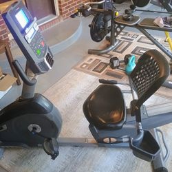 Nautilus R616 Stationary Bike