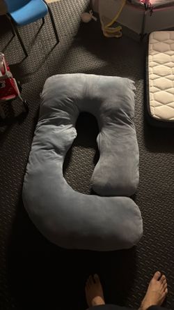 Maternity pillow