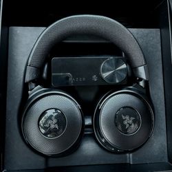 Razer Kraken V4 Pro Wireless Gaming Headset - New- Open Box / Excellent Condition
