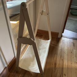 Toddler Clothing Rack