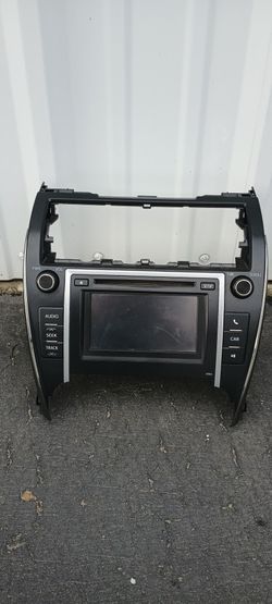 radio y pantalla táctil para un Toyota Camry 2013. 