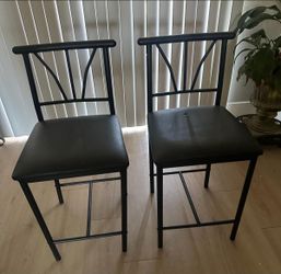 2 VECELO counter height stools