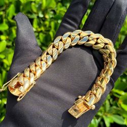 Jewelry 10k solid Yellow Gold Big boy VIP Brand new Cuban link 8.50” 187.6 grams 18mm