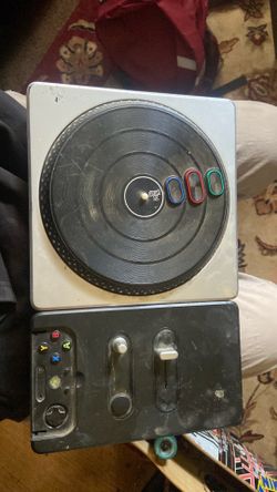 Dj hero turn tables