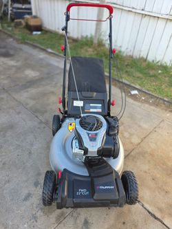 Murray
22 in. 140 cc Briggs & Stratton Walk Behind Gas Self-Propelled Lawn Mower with Front Wheel Drive and Bagger