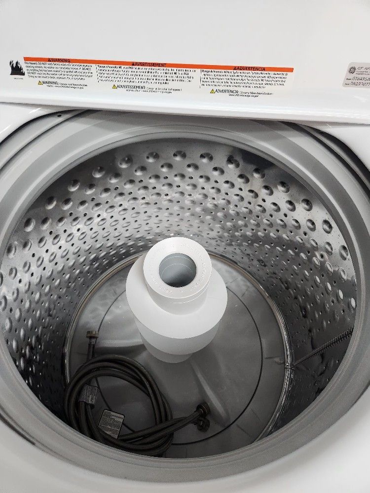 SET GE WASHER AND GAS DRYER BRAND NEW