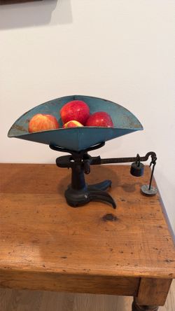 Antique produce scale