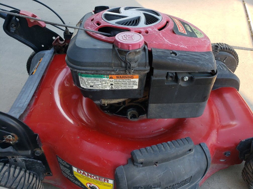 Craftsman Briggs & Stratton GOLD Lawnmower for Sale in Chandler, AZ ...