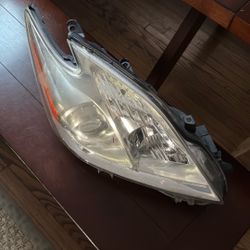 2010-2014 Prius Passenger Side Headlight