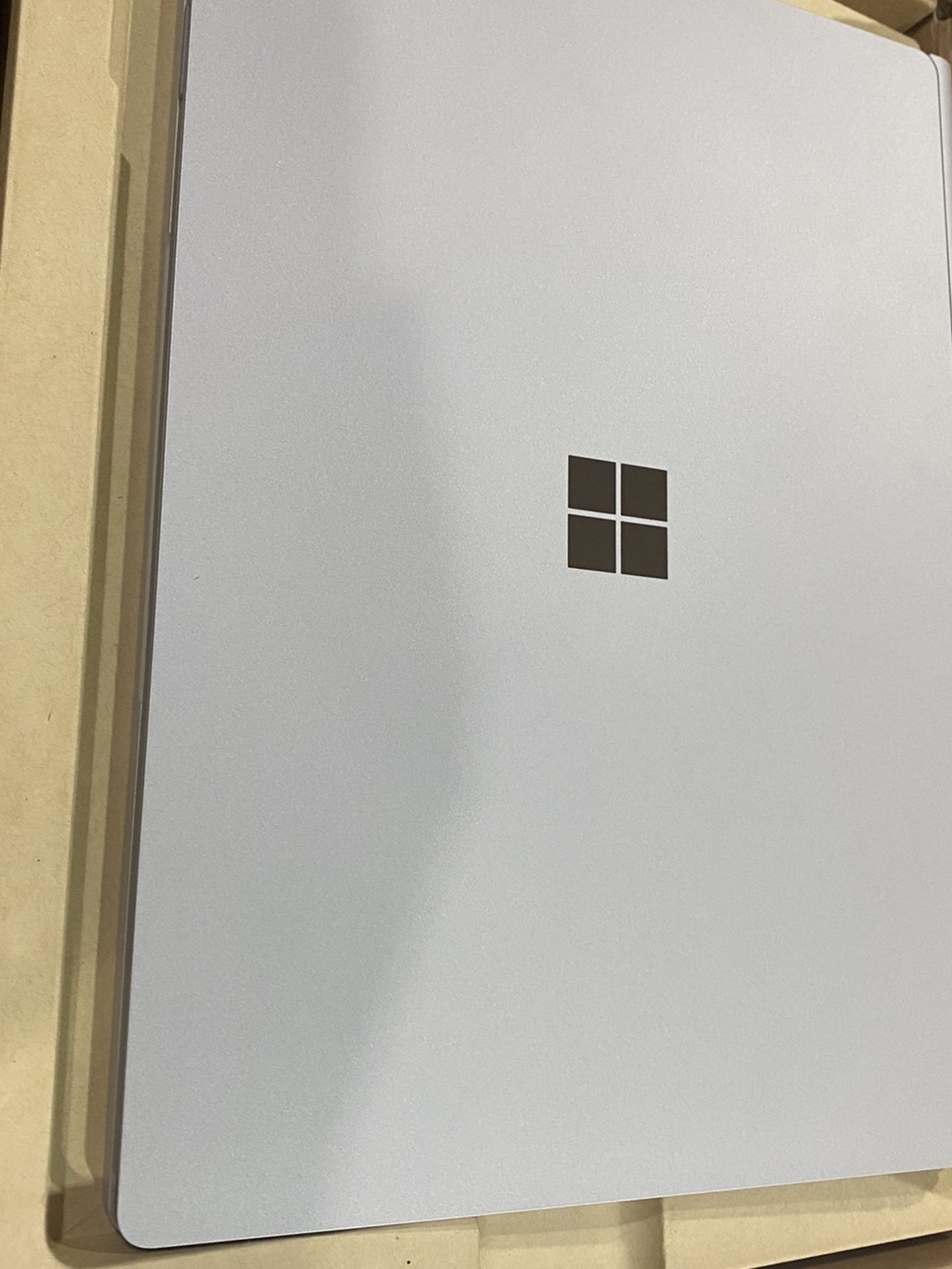 Microsoft Surface Book 3 13.5 Inch i7 32 Gb Ram 500 Ssd GTX 1650 With 3 Years Of Warranty