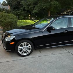 Mercedes Benz E-350 One Owner 2010..91000 Miles