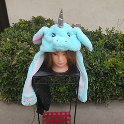child's unicorn moving ear hat