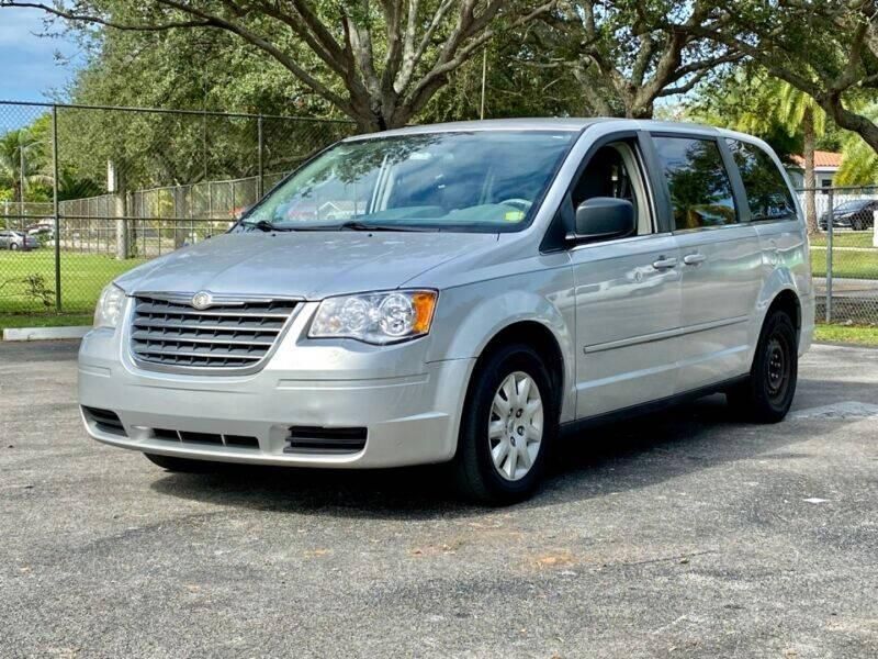 2010 Chrysler Town & Country