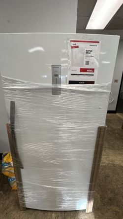 Frigidaire FRAE2024AW