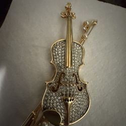 Neiman Marcus Violin Brooch, With Swarovski Crystals. 