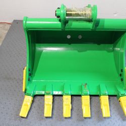 Mini Excavator Caterpillar CAT 304 GP Bucket 30 Inches Width.