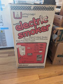 Little Chief Home Electric Smoker by Luhr-Jensen