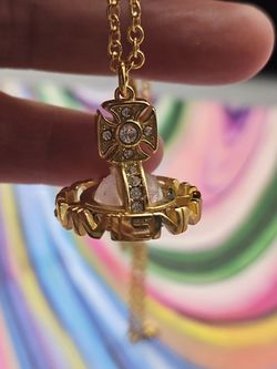 Used Vivienne Westwood Orb necklace