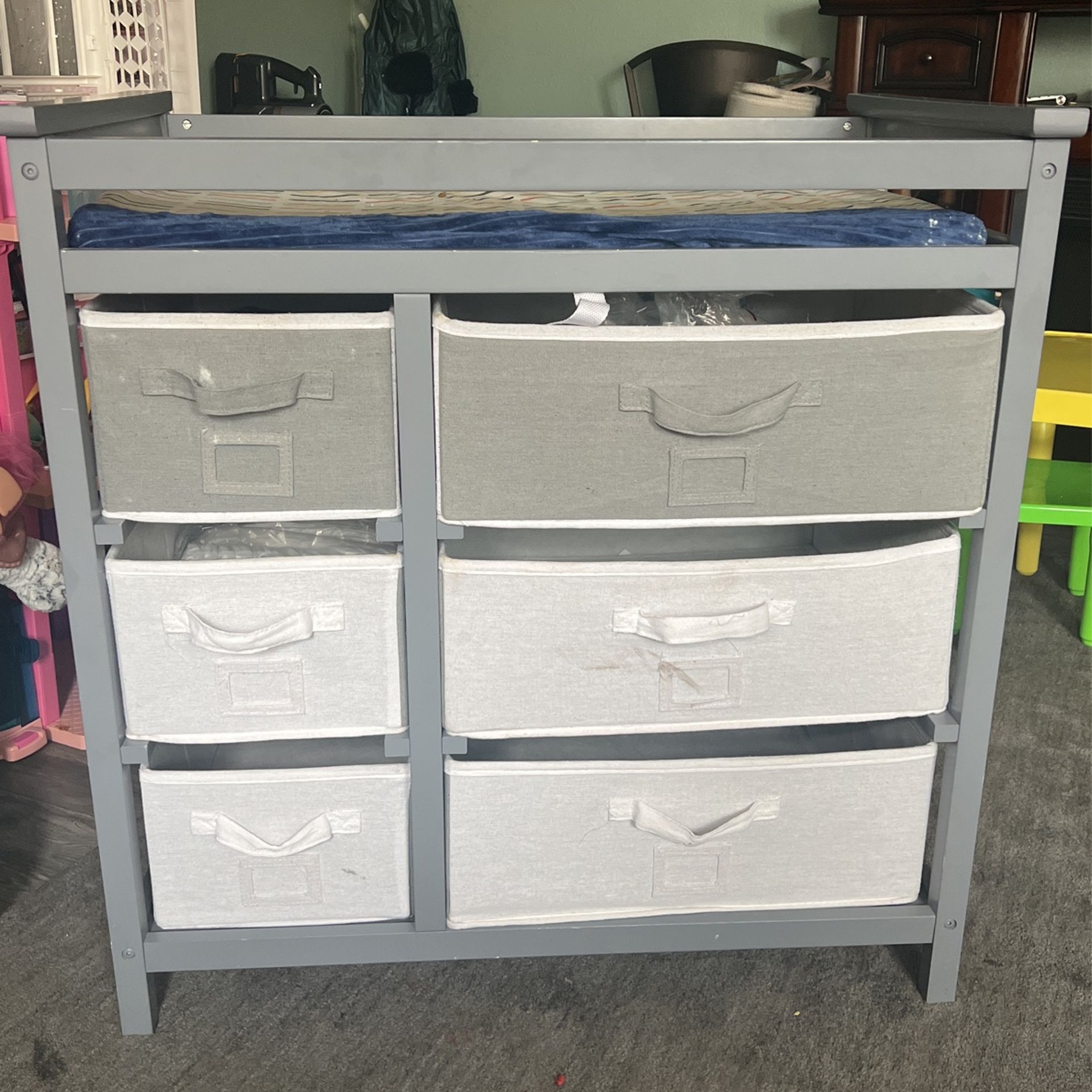 FREE changing table