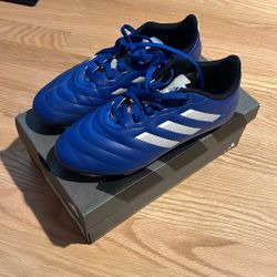 Soccer Cleats kids Size 3