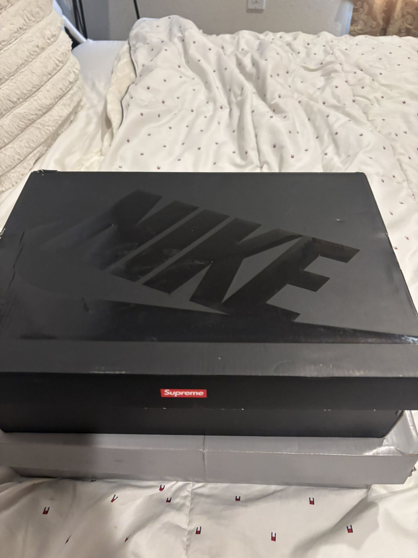 Supreme Af 1