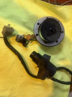 Ex500 ignition and fuel cap with key 27004.5(contact info removed) Kawasaki