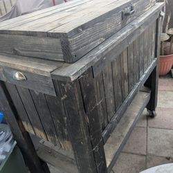 Ice Chest 