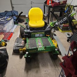 John Deere Ride On Mower