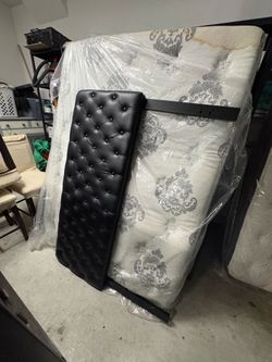 Queen bed frame & Leather Tufted Headboard q