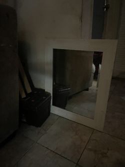 White Mirror