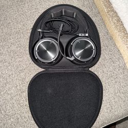 Corsair Virtuoso Max Wireless Headset