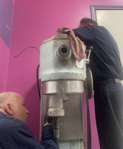 Hobart Mixer. R..e..p..a..i…r..