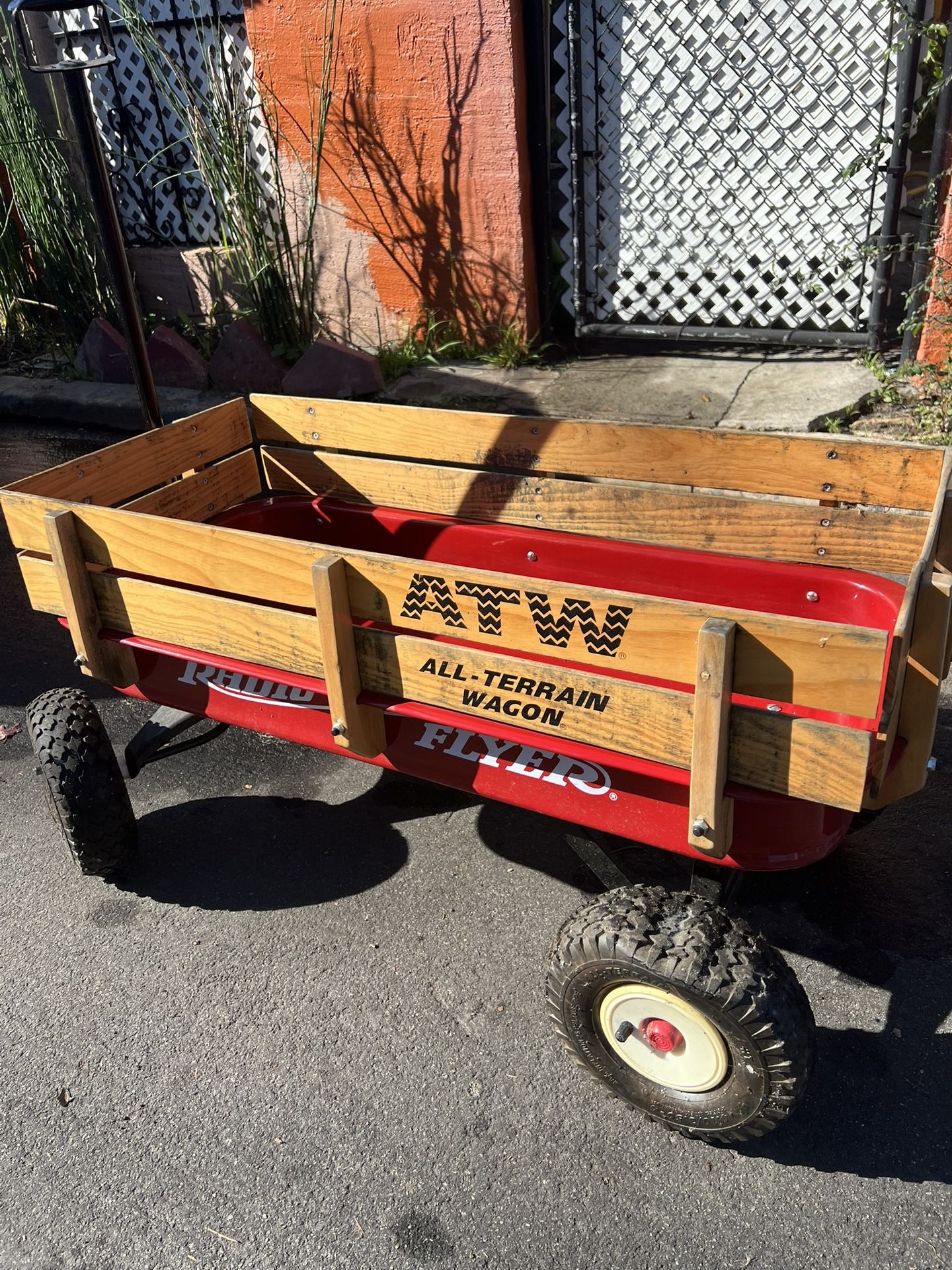 Radio Flyer ATE Wagon