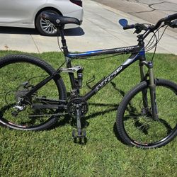 Giant NRS c2 Mountain Bike