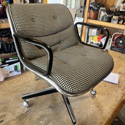 Knoll Chair 