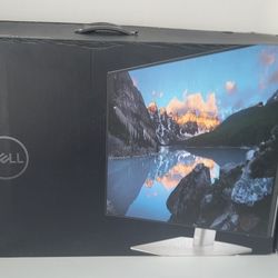 Dell Ultrasharp 24 USB-C Hub Monitor  U2421E