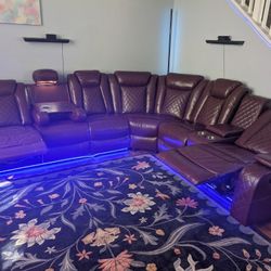Sectional Couch With Power Recliners Wireless Charging Stations Reading Light And Cup Holders 