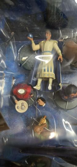 Disney Store Official Wish Deluxe Figurine Play Set – 8-Pc. – Enchanting Character Set from Wish' – Perfect for Collectors & Kids – Experience The Mag