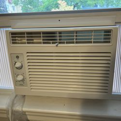 AC Window Unit - GE Appliance