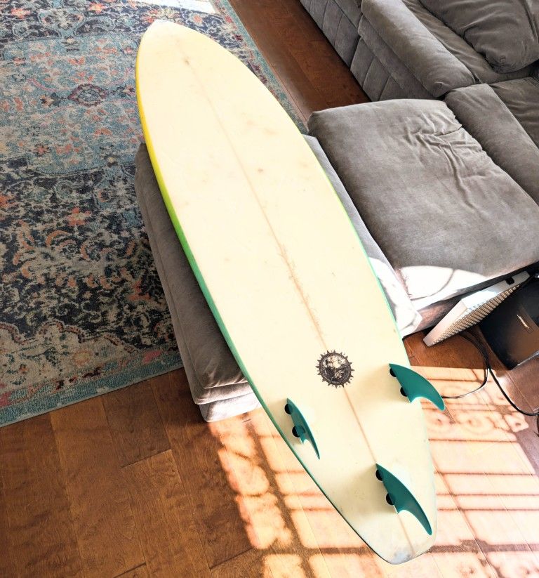 7' Surfboard Midlength 