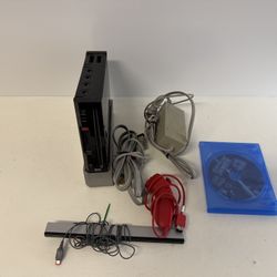 Nintendo Wii With Game Nunchuck 